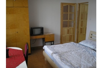 Slovākija Privát Prosiek, Eksterjers